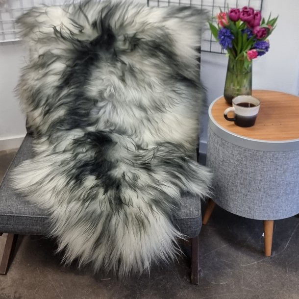 Islandsk lammeskind langh�ret plettet str L - 3215