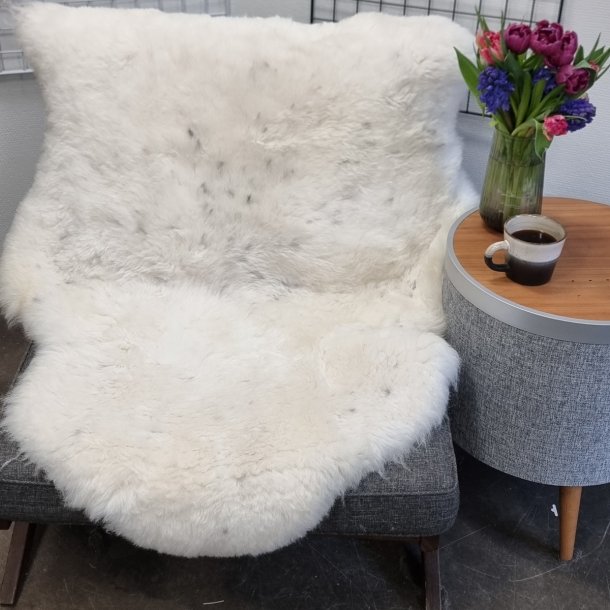 Islandsk klippet lammeskind lys str L 3510