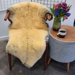 Medicinsk garvet lammeskind til baby vaskbar str S - 9056