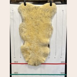 Medicinsk garvet lammeskind til baby vaskbar str S - 9054