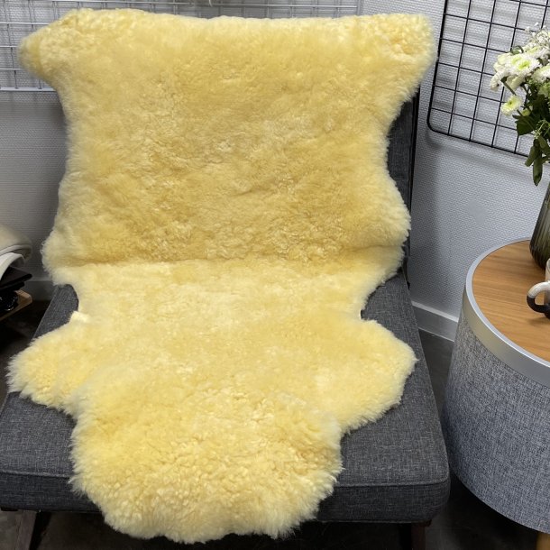 Medicinsk garvet lammeskind til baby vaskbar str L - 9134