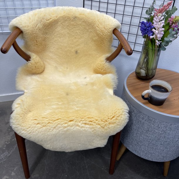 Medicinsk garvet lammeskind til baby vaskbar str M - 9059