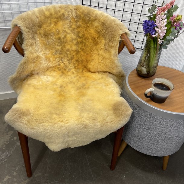 Medicinsk garvet lammeskind til baby vaskbar str M - 9060