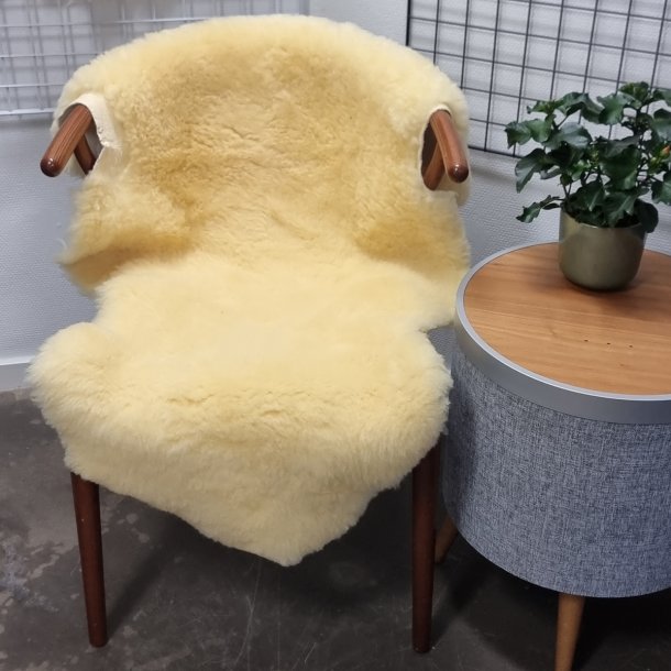 Medicinsk garvet lammeskind til baby vaskbar str M - 9061