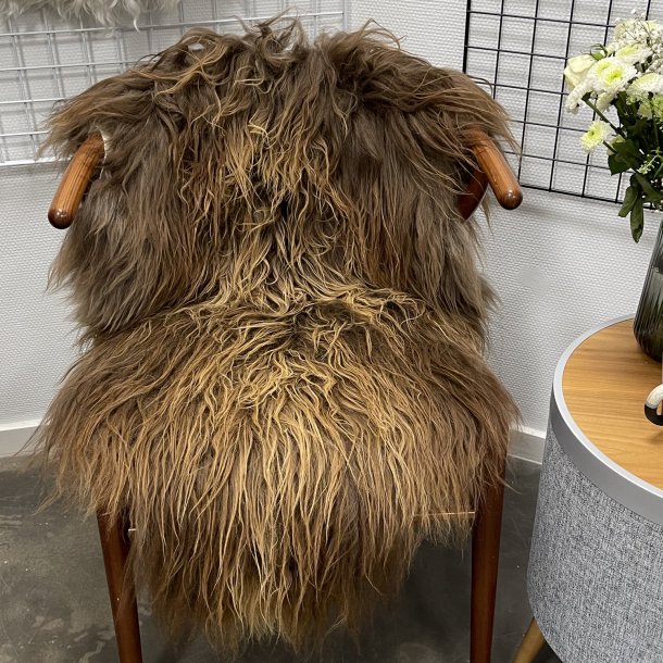 Islandsk lammeskind langh�ret brunt str M - 2318