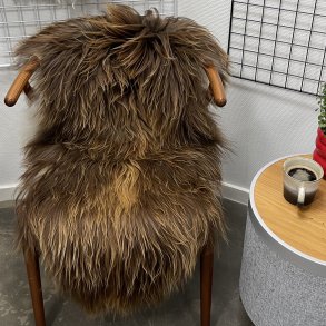 Islandsk lammeskind langhret naturligt brun str XL - 4314 