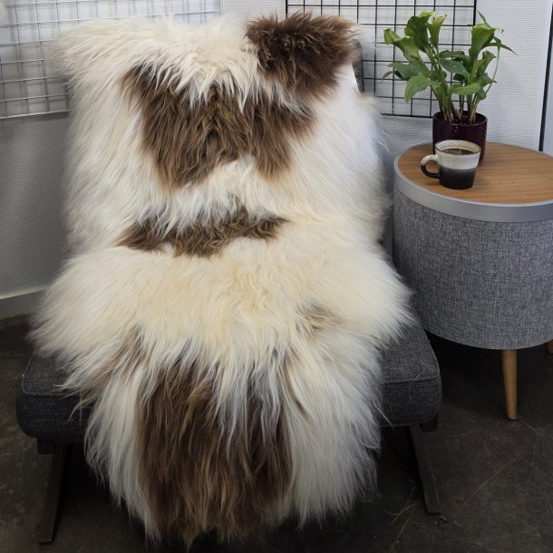 Islandsk lammeskind langh�ret naturligt brun str XL - 4312