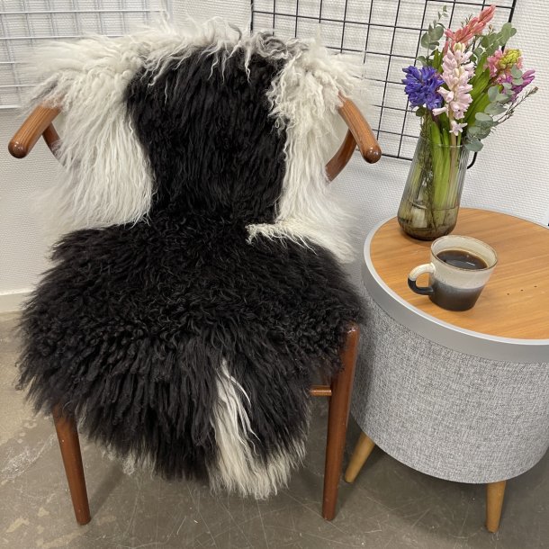 Islandsk lammeskind langh�ret plettet str M - 2232