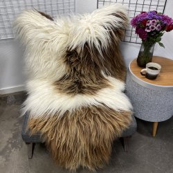 Islandsk lammeskind plettet str XL 4213