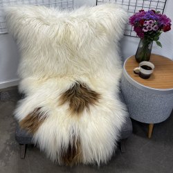 Islandsk lammeskind plettet str XL 4216