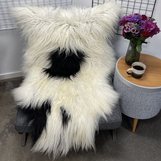 Islandsk lammeskind plettet str XL 4220