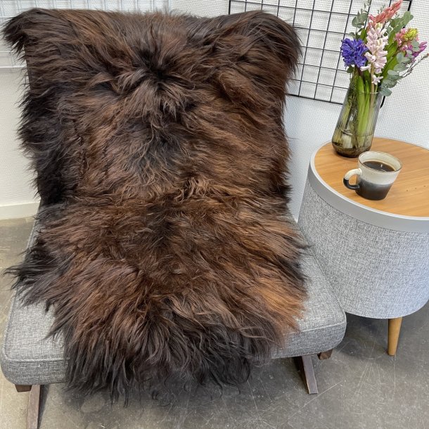 Islandsk lammeskind langh�ret brunt str M - 2315