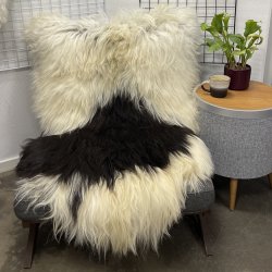 Islandsk lammeskind plettet str XL 4219