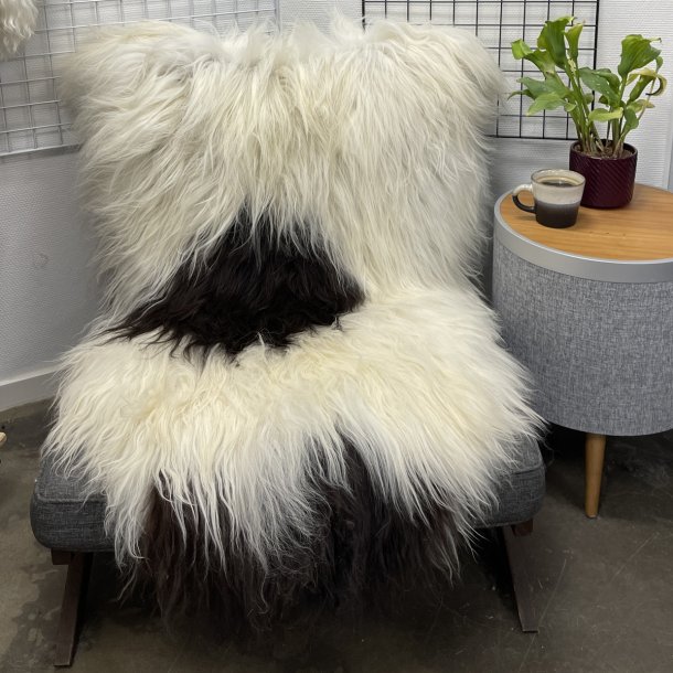 Islandsk lammeskind langh�ret plettet str XL - 4229
