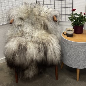 Islandsk lammeskind naturligt gr� str M - 2410